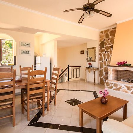 Olive Farm Villa Agia Marina  Bagian luar foto