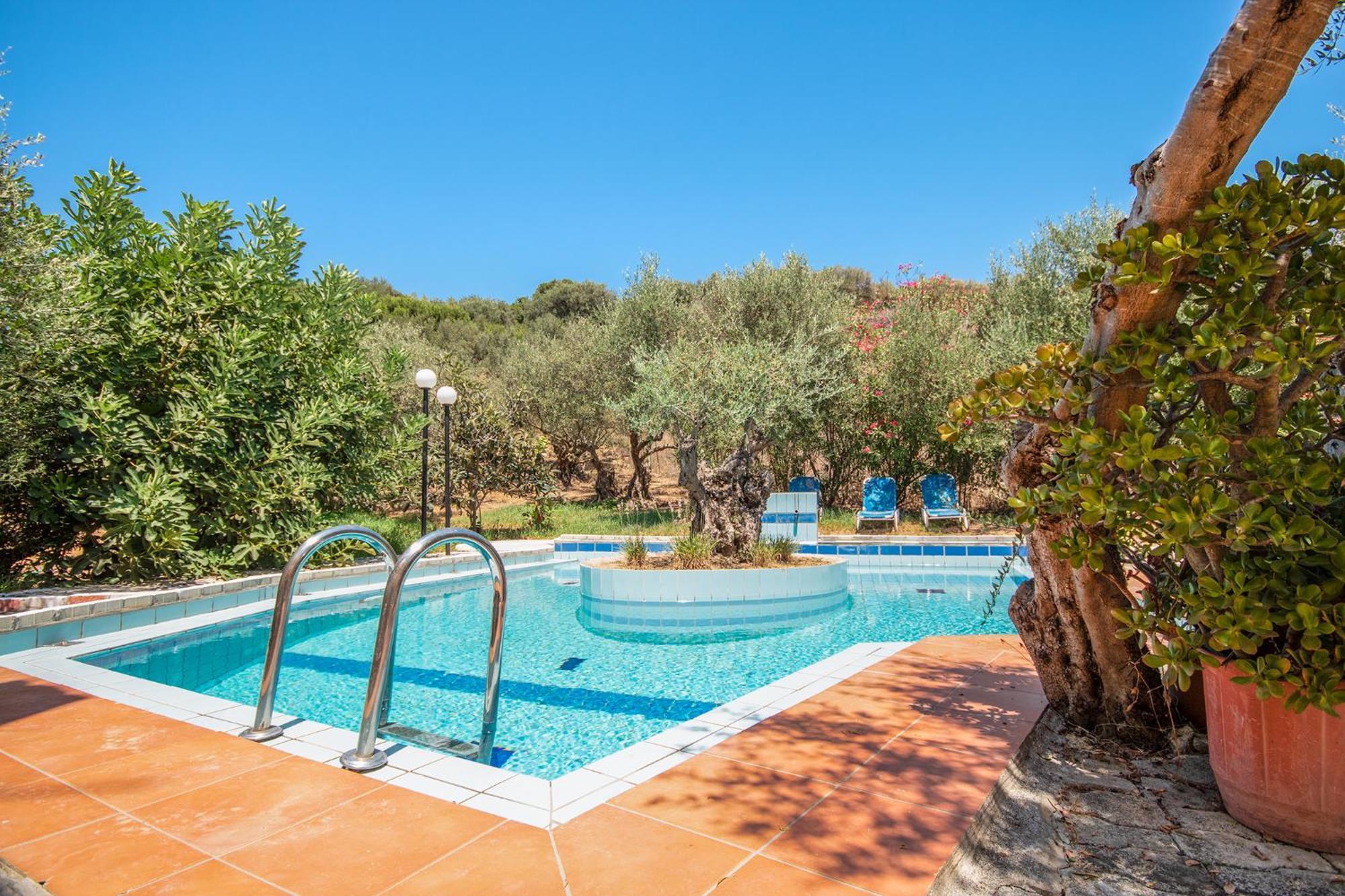 Olive Farm Villa Agia Marina  Bagian luar foto